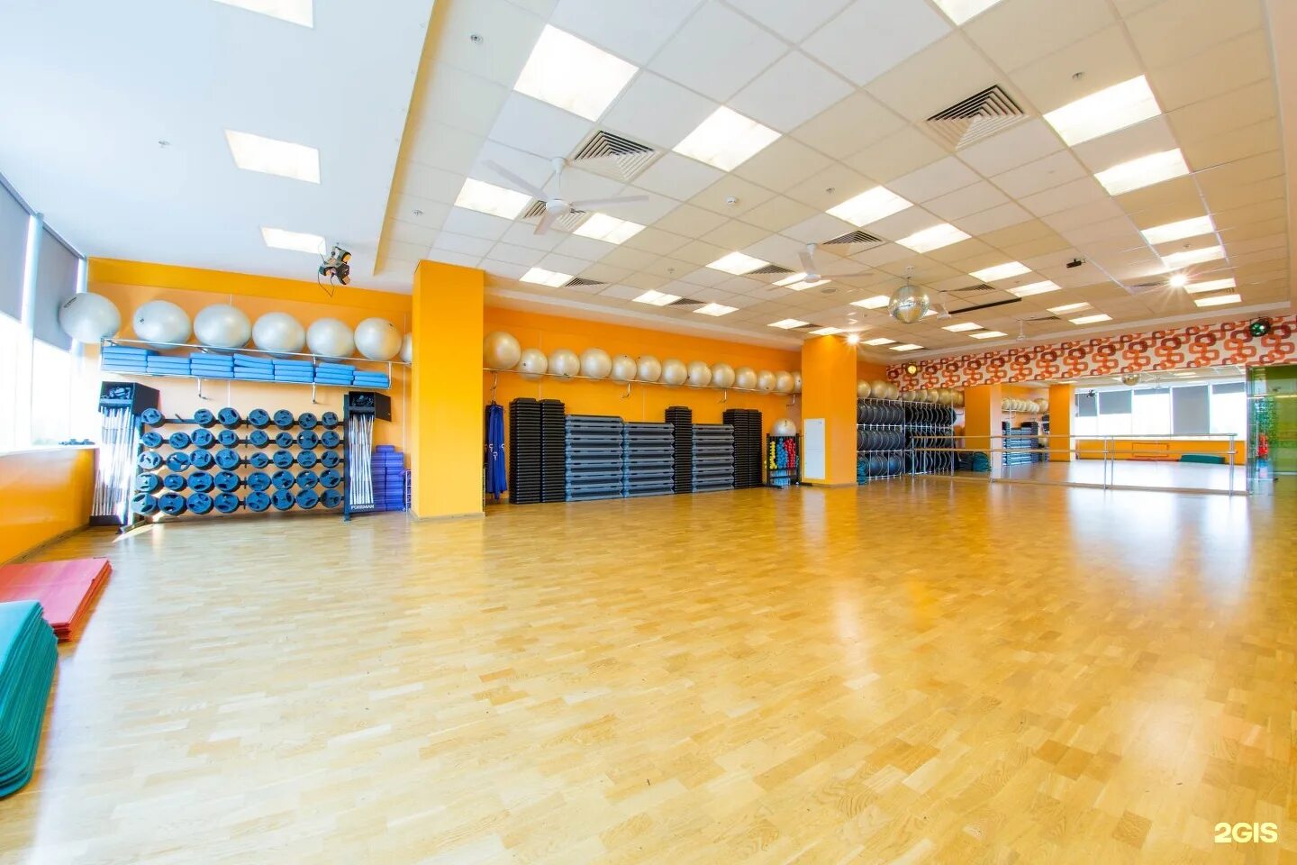Фитнес светофор люберцы. Ultra fitness люберцы. ультра фитнес люберцы светофор. кимберли спортзал. кимберли фитнес азовская.