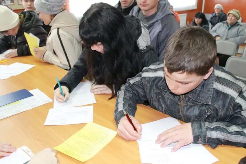 Участию в деле новых. Участие прокуратуры в рассмотрении дел в судах. Участия прокурора в рассмотрении уголовного дела в суде. Молодежь и государство. Участие прокурора в рассмотрении дел судами.