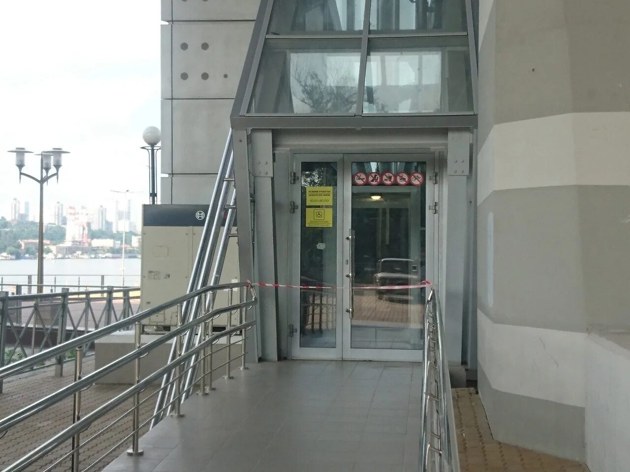 Ворошиловский мост в ростове-на-дону. Двери лифта. Кабина лифта. Пг- 2005 щлз лифт. Вятка/лифт.