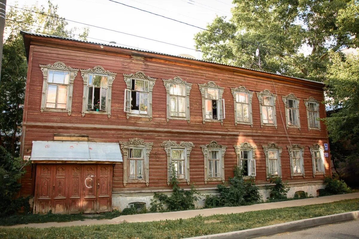 Купеческий дом Киров. Усадьба Лебедева Киров. Дом купца на улице Ленина города Кирова. Объекты культурного наследия Киров. Культурное наследие кировская область