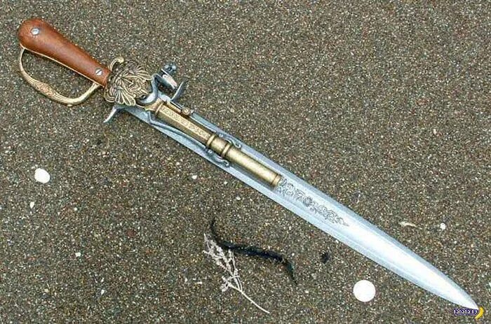 Gun sword. Меч ружье. Холодное и огнестрельное оружие.