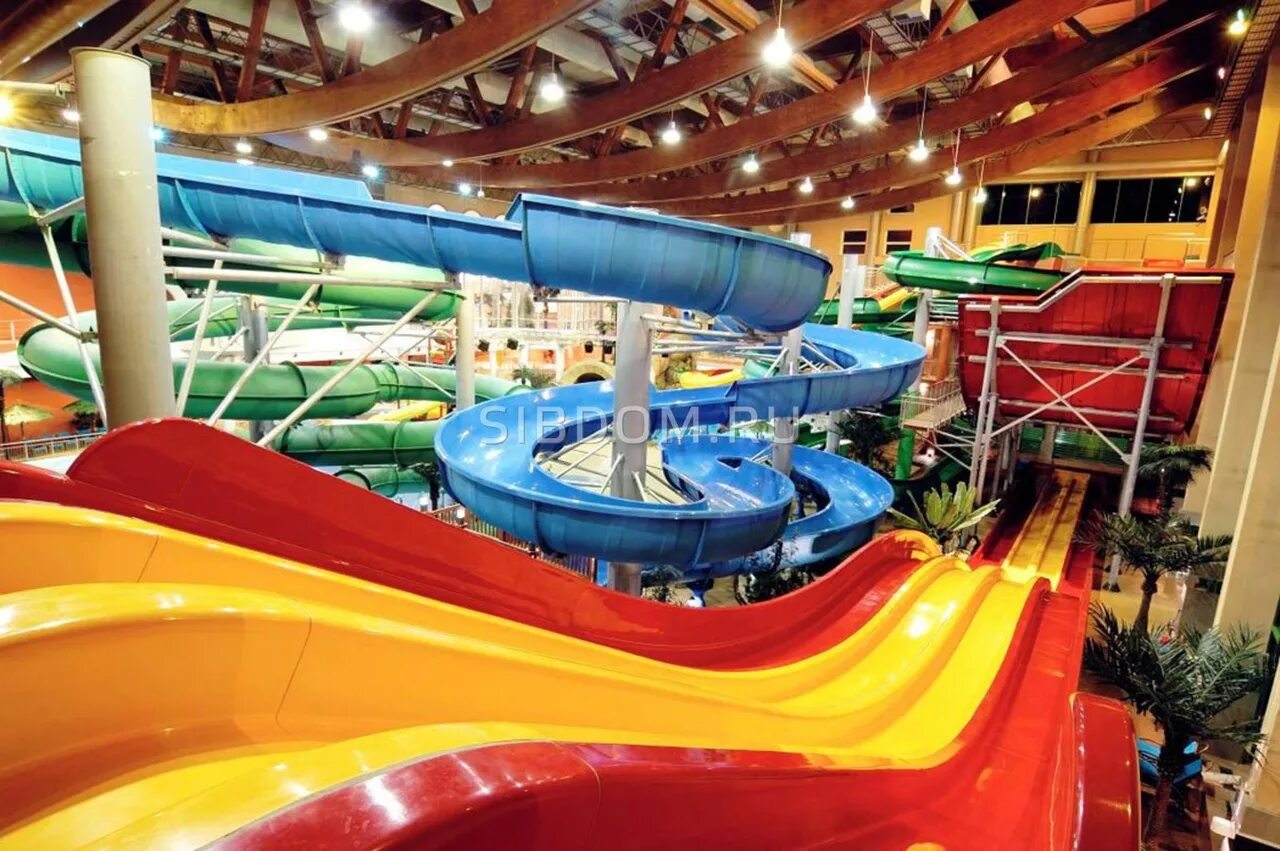 Аквапарк будни. Самый большой аквапарк в москве аквапарк мореон москва. Аквапарк будни. Московский аквапарк карибия. Аквапарк карибия в москве.