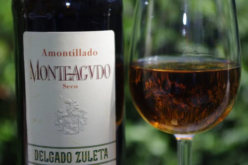 Херес Amontillado. Amontillado Sherry. Амонтильядо вино. Sherry Alvea Amontillado. Montresor шрифт