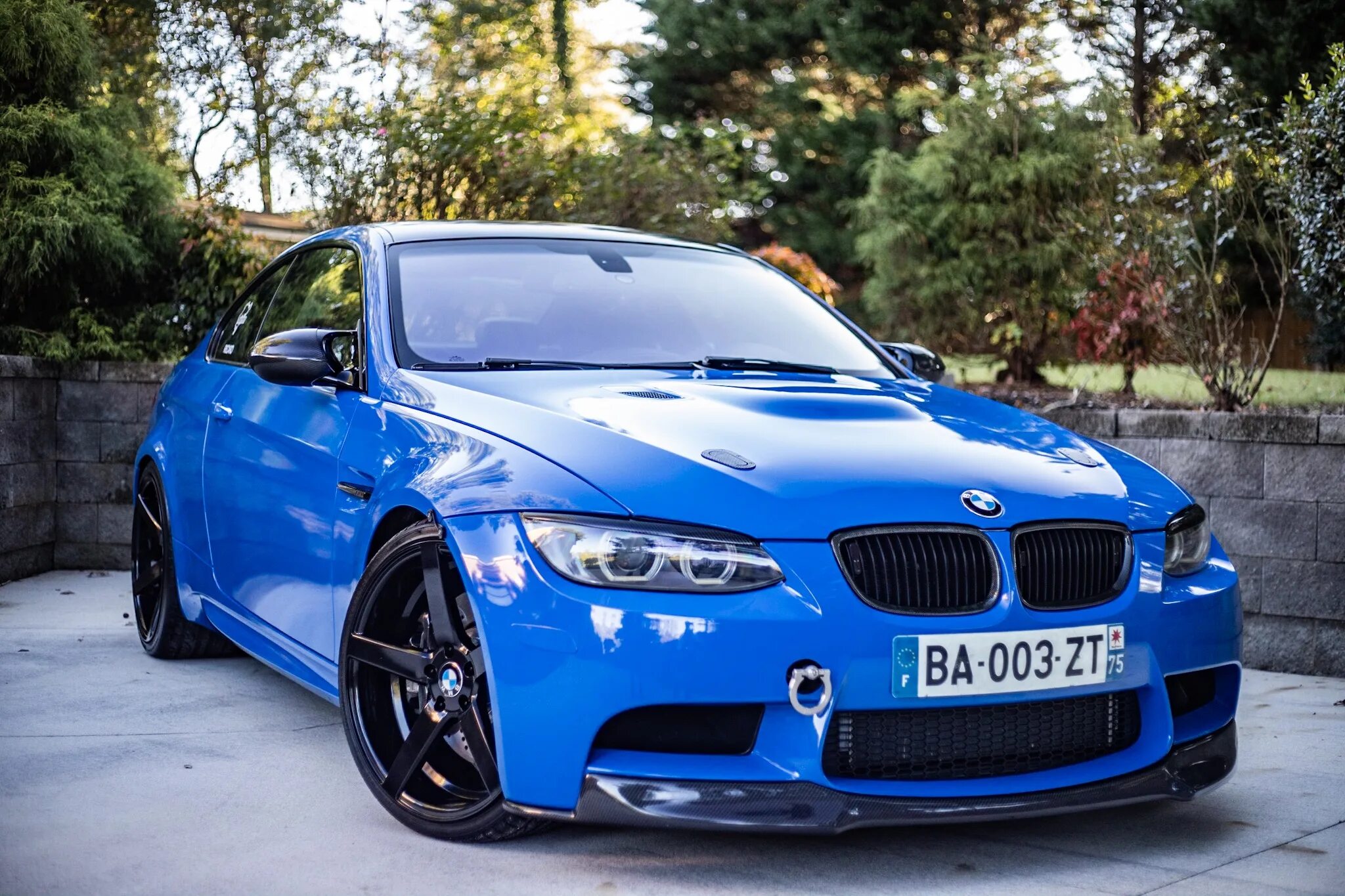 М 3 автомобиль. BMW m3. Машина БМВ m3. BMW m3 2. BMW m2 e92.