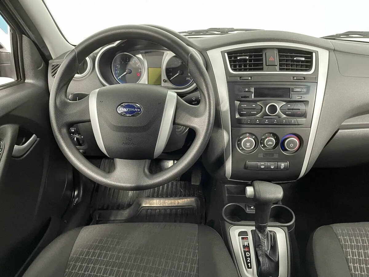 Датсун ми до акпп. Datsun mi-do 1.6 автомат. датсун mi do 1.6 в салоне. датсун ми до салон.