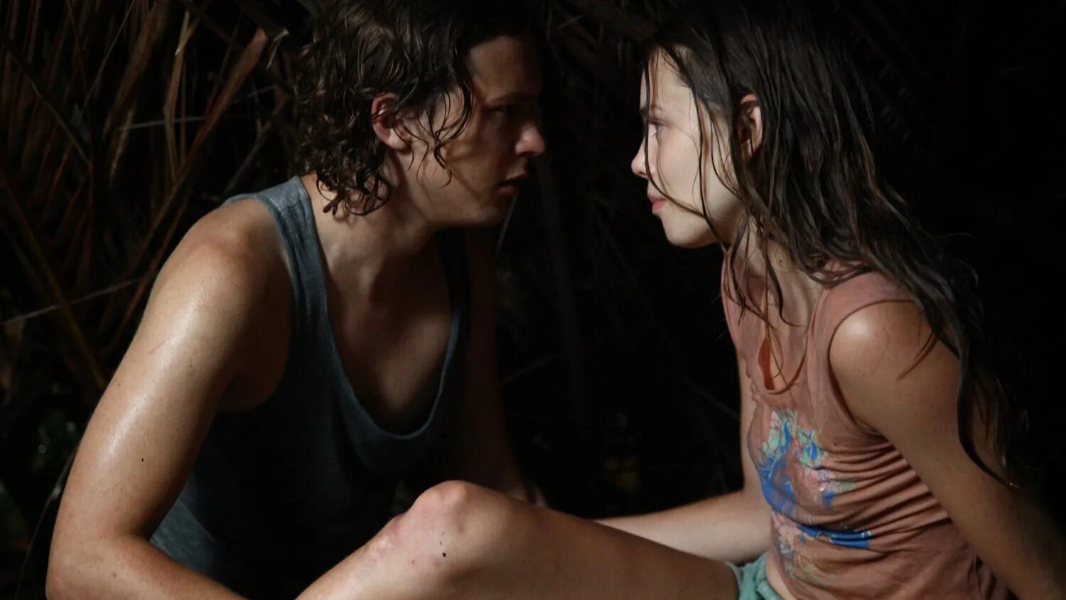 Добыча 2019. Добыча 2019. Добыча 2019. Безжалостный" (сша) (2019) дуриф. Добыча постер с актрисой.