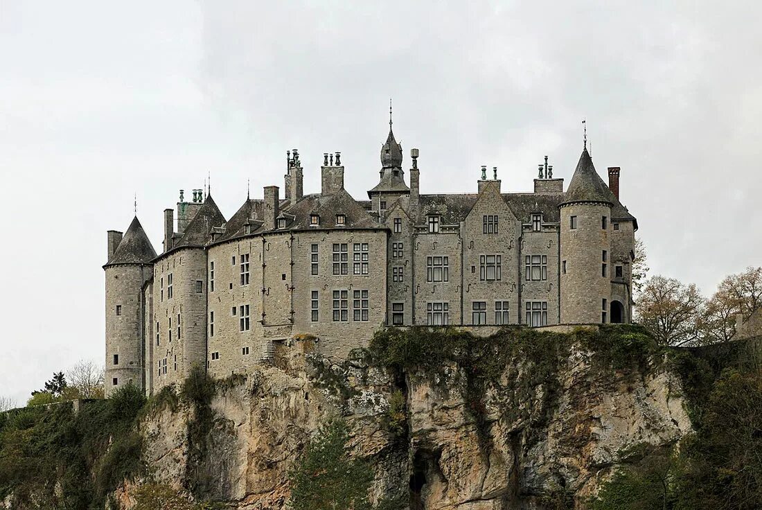 Castle r