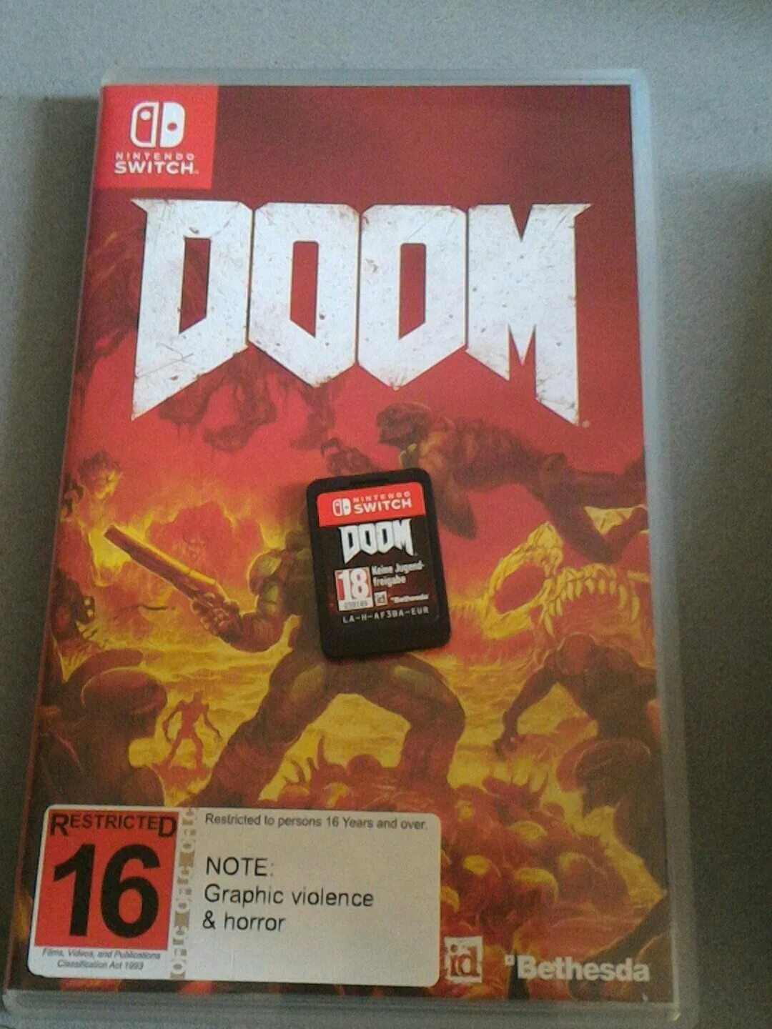 Doom eternal nintendo. Doom 2016 Nintendo Switch картридж. Doom Nintendo Switch картридж. Doom на Нинтендо свитч картридж.