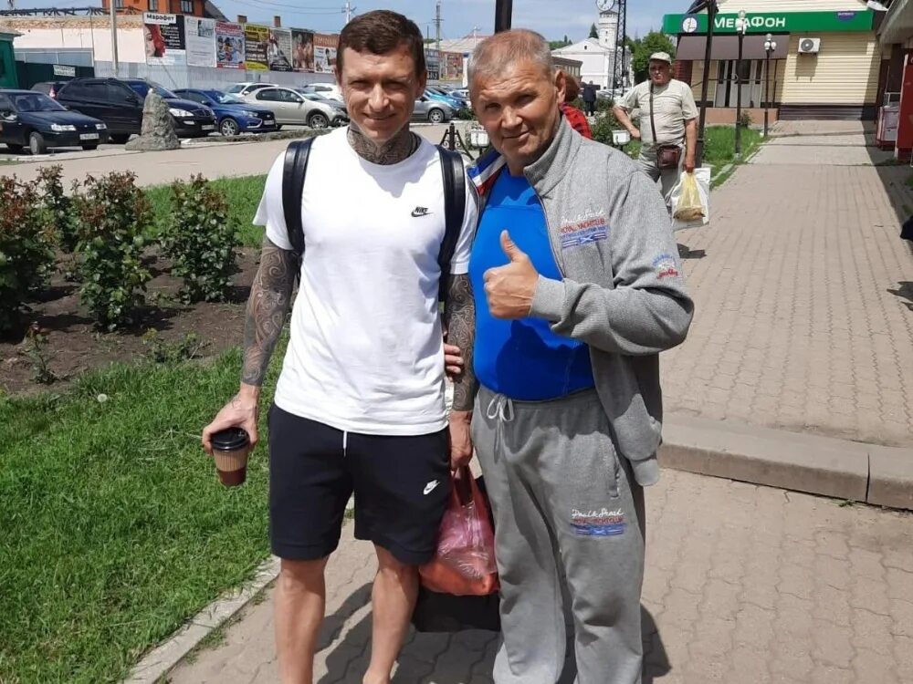 Игроки заметили. Мамаев футболист. Мамаев в Богучаре. Самый скандальный футболист.