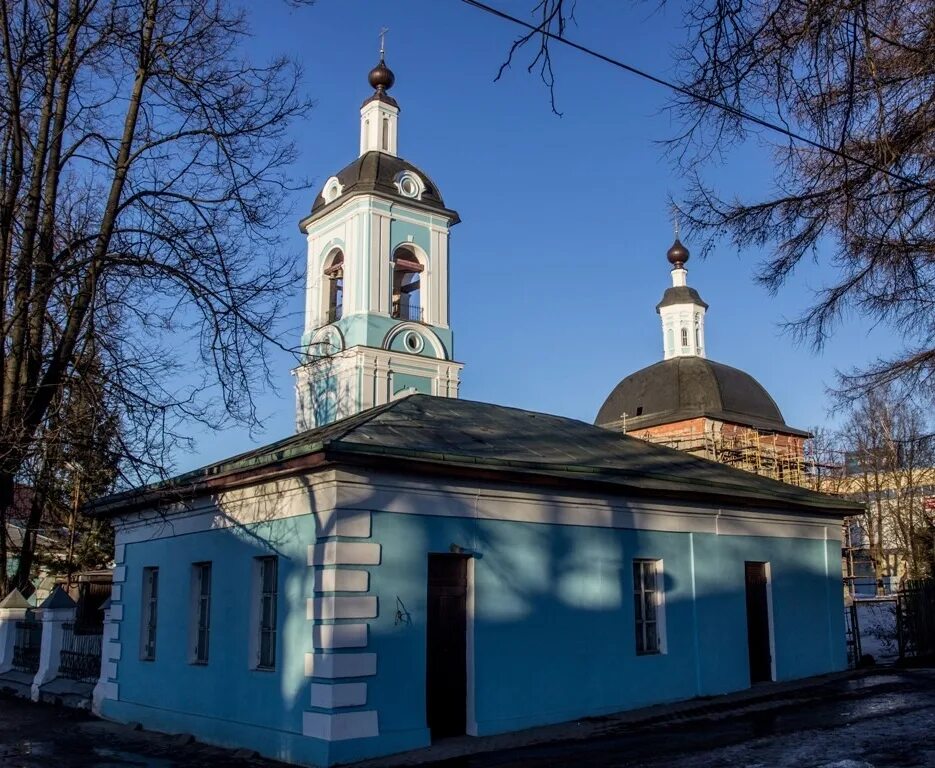 Церковь в посаде. Церковь вознесения господня в сергиевом посаде. вознесенский храм сергиев посад. церковь вознесения христова сергиев посад. вознесение господне сергиев посад.