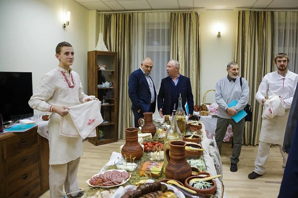 Арутюнян мгу юрфак. Музей юридического факультета. Юридический факультет бакинского государственного университета. Музей юридического факультета. Музей юридического факультета.