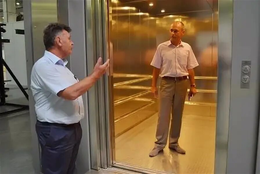 лифты подмосковье. серпуховский лифтостроительный завод wellmaks. лифт московская область. серпуховские лифты. лифт кмз 2014.