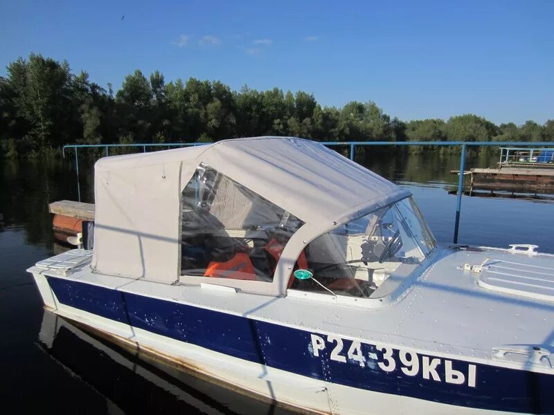 Прогресс 4 тент бимини. Прогресс 2м с тентом. Тент на прогресс 4 с высокими дугами. Тент на лодку прогресс 4. Прогресс 2м с тентом.