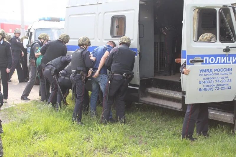 Террористы в брянской области сегодня последние новости. Задержание преступника.