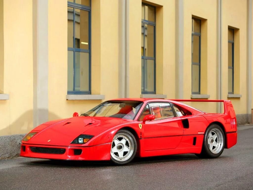 Куп 40 купить. Феррари ф40 1987. Машина Ferrari f40. Машина Феррари ф 40. Ferrari f40 комплектации.