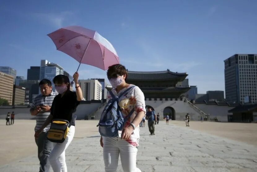 Сеул море. Walking after u Корея. Каным море Сеул. Korean Tourist.