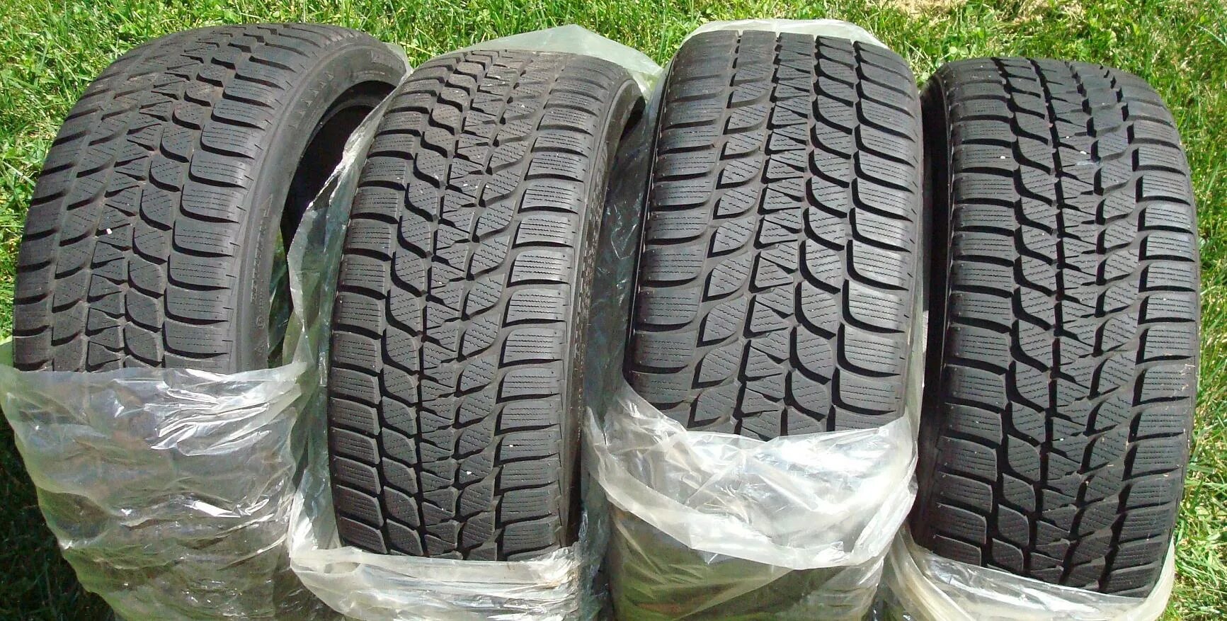 Купить бу летняя 18. Bridgestone lm25. Бриджстоун r168. Резина Bridgestone 225 60 18. Колеса 225 55 р17 зимние липучка.