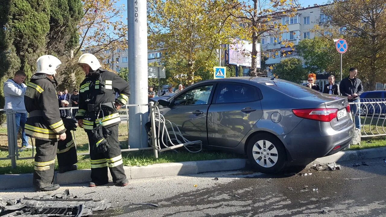 Авария в Севастополе вчера.