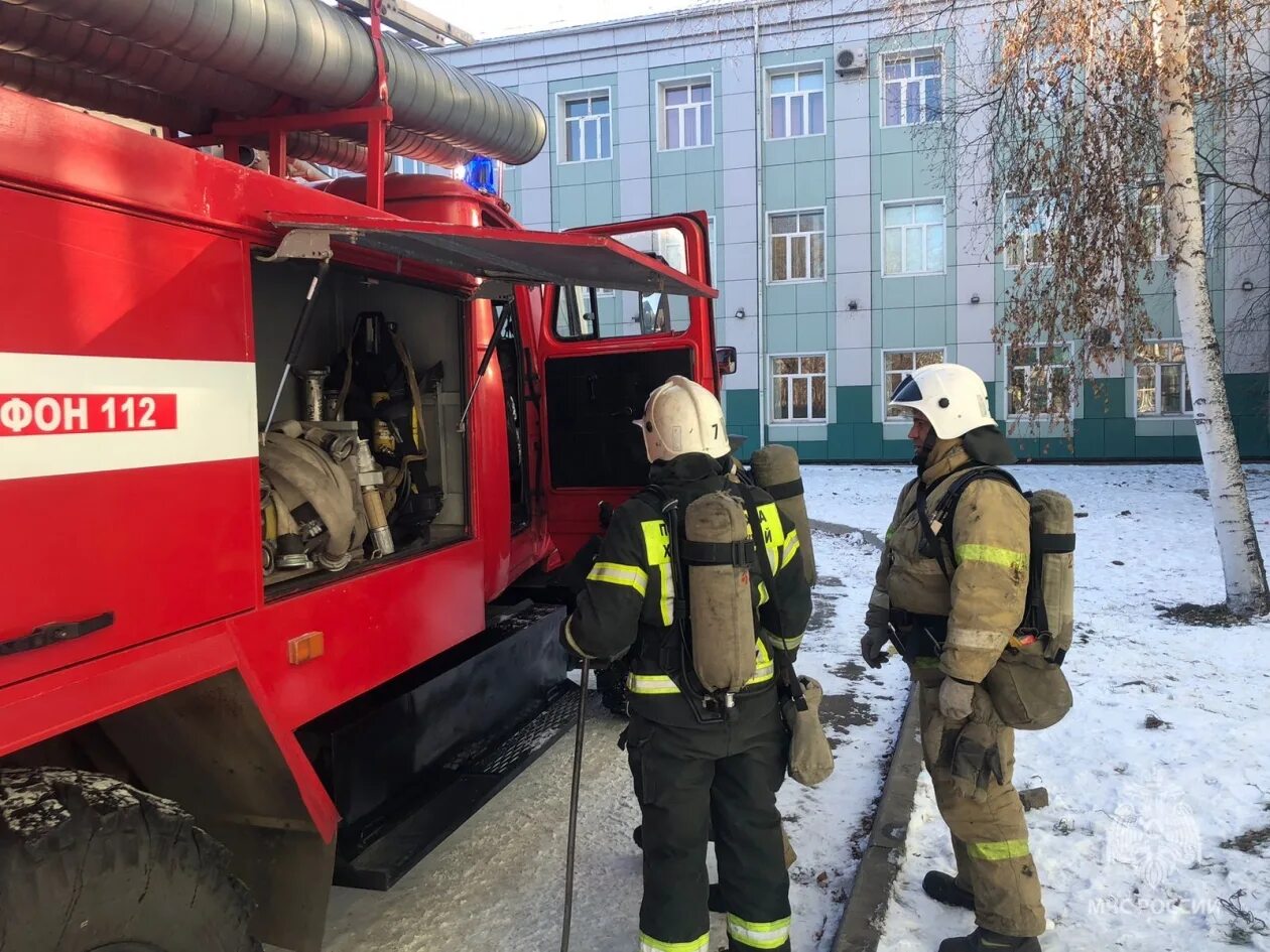 Пожар на охраняемом объекте. Аварии на пожаро и взрывоопасных объектах. Техногенные пожары. Оперативный штаб на пожаре. Пожар на охраняемом объекте.