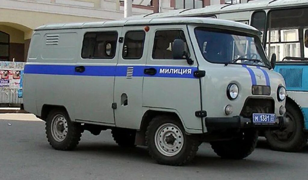 Уаз 452 ппс. Уаз 452 буханка полиция. Уаз буханка полиция. Уаз буханка полиция. Уаз 452 буханка полиция.