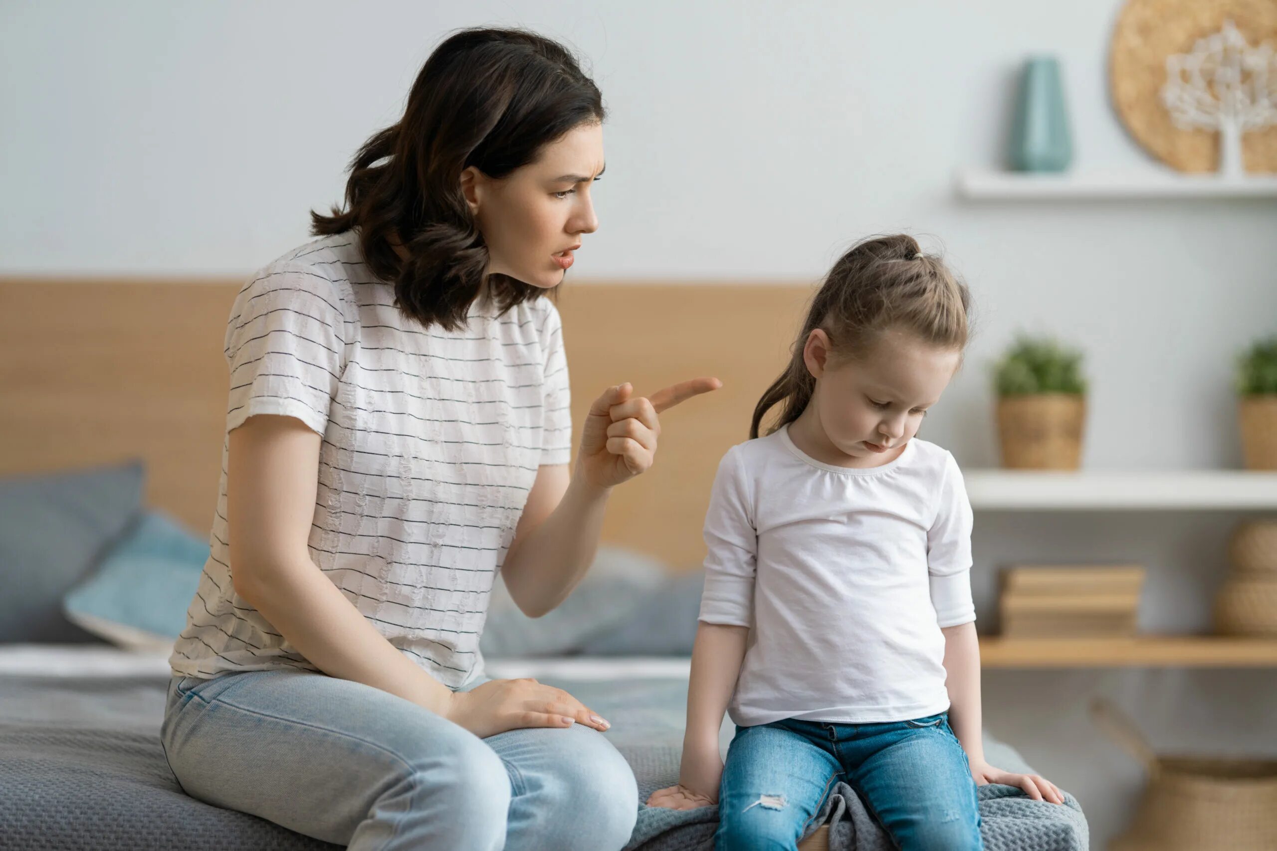 Детей по вине родителей. Родители и дети. Вред несовершеннолетними. Детей по вине родителей. Детей по вине родителей.