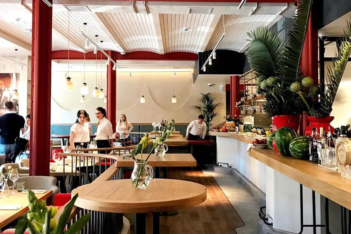 Италия групп. Итали ресторан на виленском переулке. Итали групп ресторан логотип. Italy ресторан лого. Bm group италия.