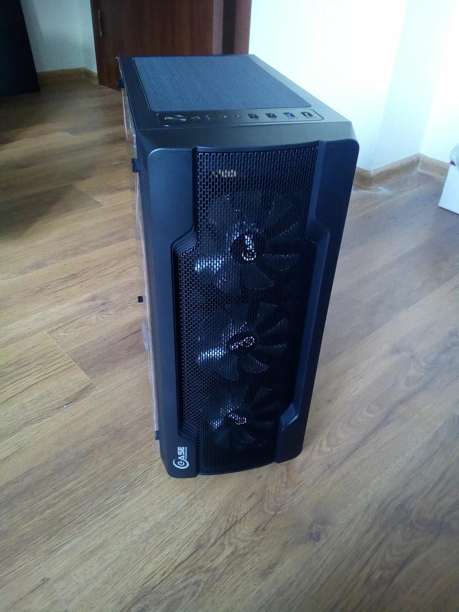 Powercase mistral x4 mesh cmixb f4. Корпус powercase mistral x4. корпус mistral x4 mesh. корпус powercase mistral x4 mesh 4x120mm cmixb-f4. корпус power case mistral x4.