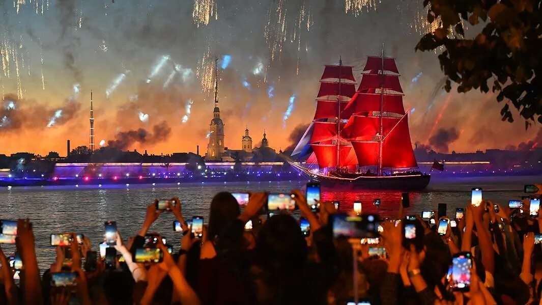 Алые паруса в питере 2024 фото Дата и программа праздника "Алые паруса 2023" в Санкт-Петербурге утверждены