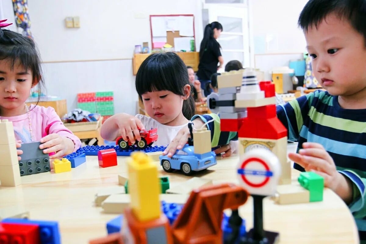 Воспитание детей в китае. Китайские дети играют. Детские сады в японии. Дошкольники в китае. Компьютерные игры в китае.