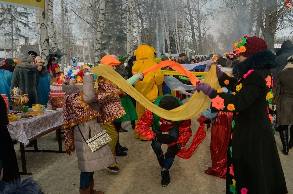 Украшения на Масленицу. Украшение территории на Масленицу. Украшение площади на Масленицу. Массовые гуляния на Масленицу. Сценарий масленицы на улице с весной