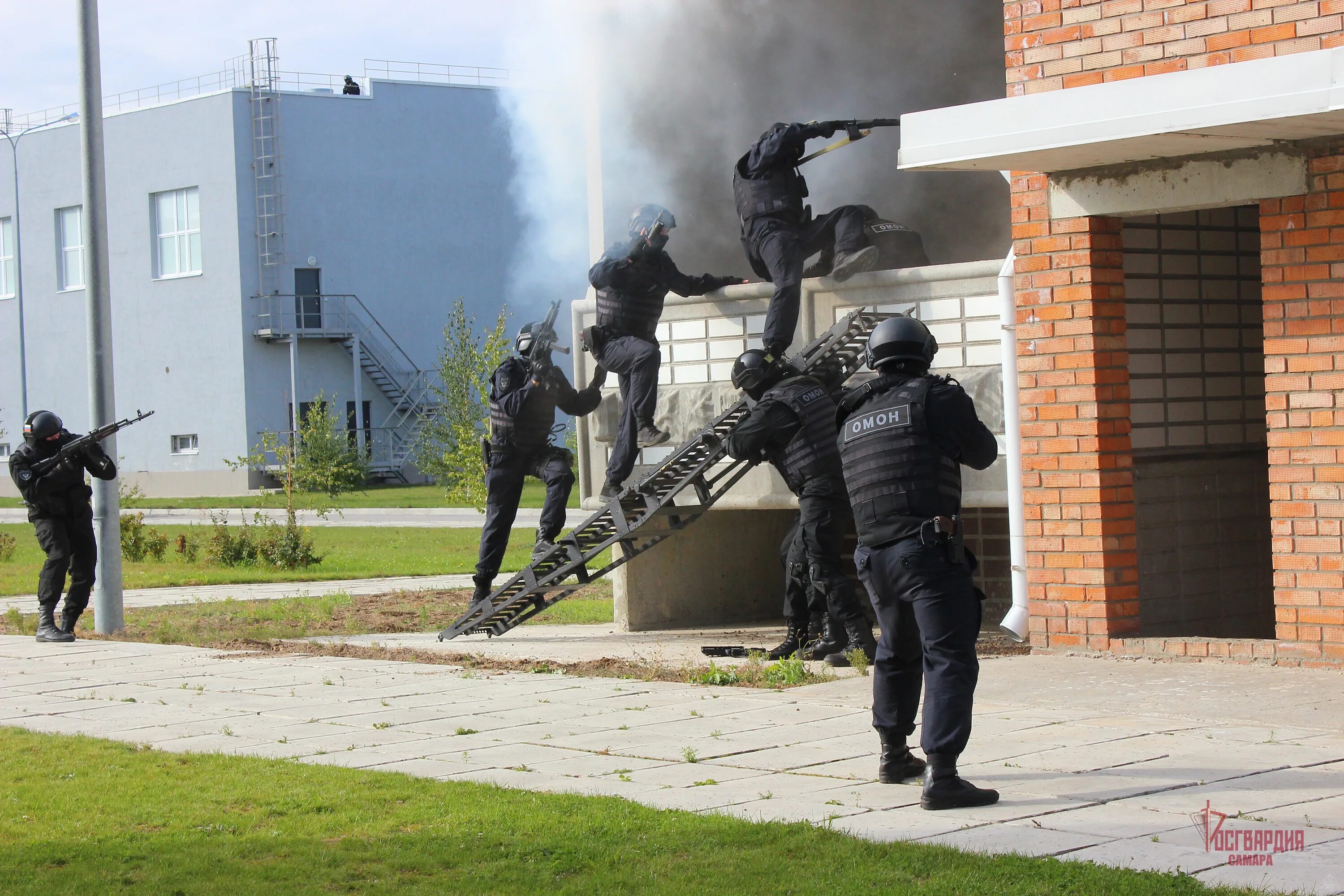 Омон тольятти. Омон самара. Омон орлан г. Омон тольятти 2008. Ларина 128 тольятти омон.