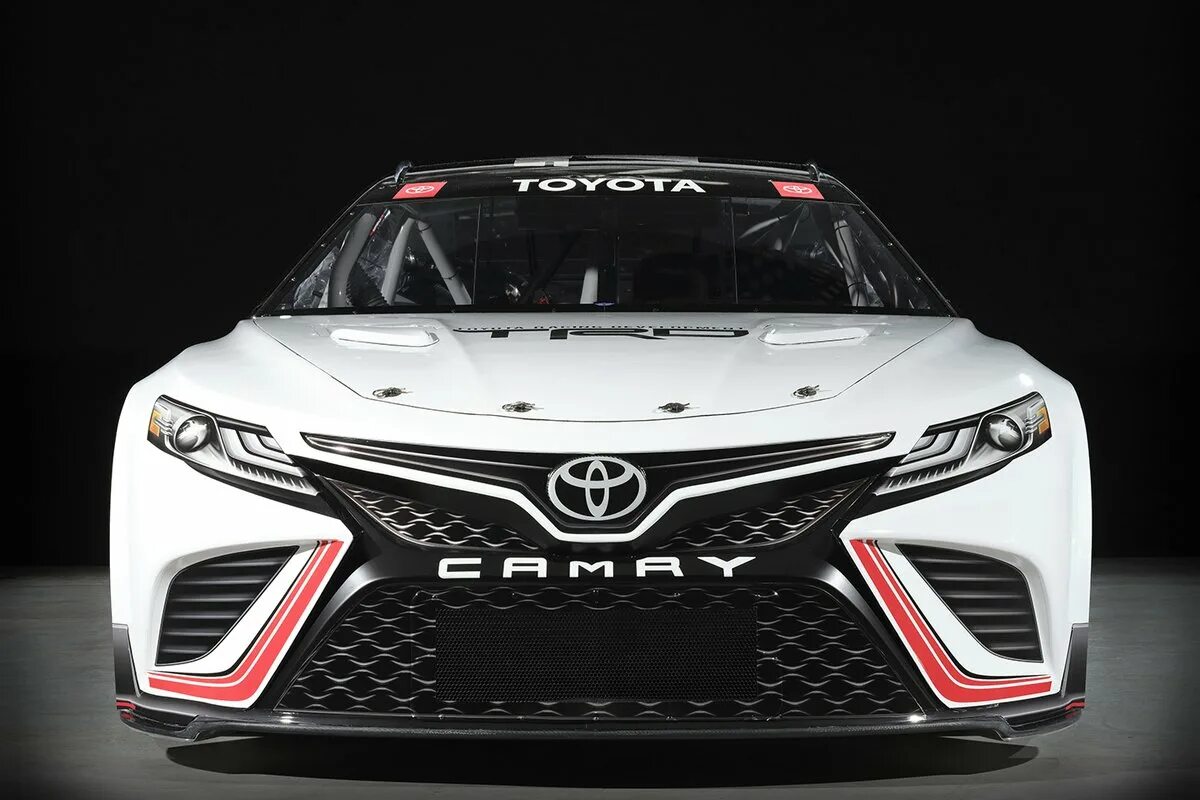 Toyota Camry 2022. Toyota Camry TRD 2021. Toyota Camry TRD 2022. Новая Тойота Камри 2022. Новые тойоты в россии 2024