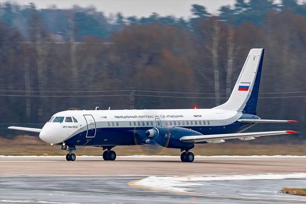 Полет 300. Ил-114-300. ил-114 самолёт. турбовинтовой ил 114. турбовинтовой самолет ил 114 300.