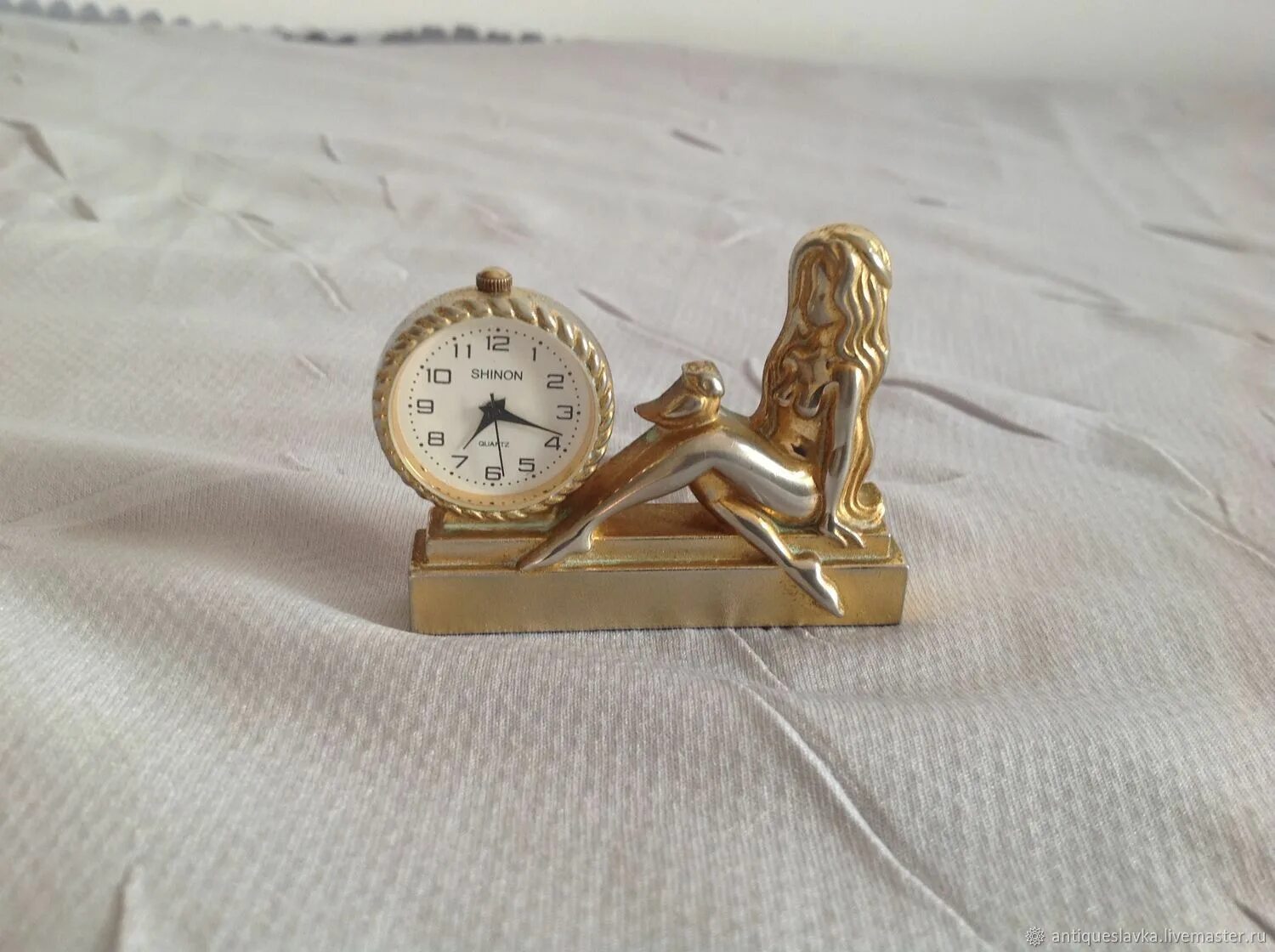 Винтажные настольные часы. Маленькие настольные часы. Маленькие настольные часы. Rhythm настольные 4sg713wr18. Маленькие настольные часы.