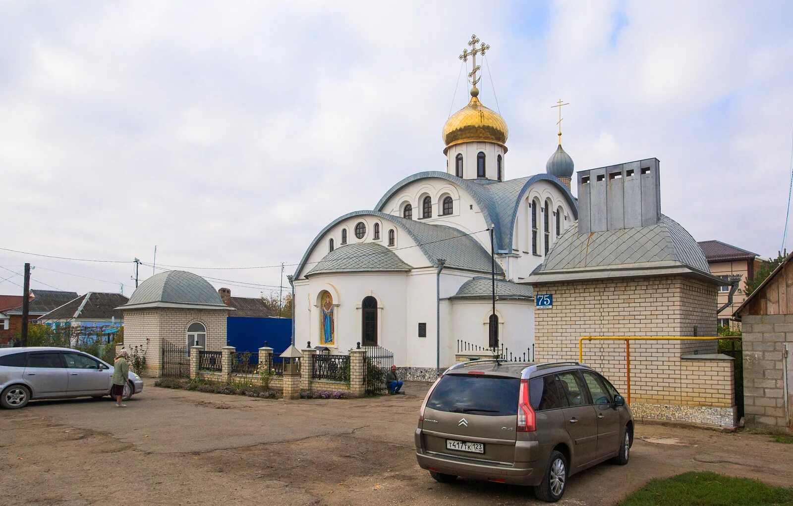 Абинск погода на 10 дней точный прогноз. Церковь в Абинске Краснодарского. Покровский храм в Абинске. Храм Покров Абинск. Храм в Абинском районе.