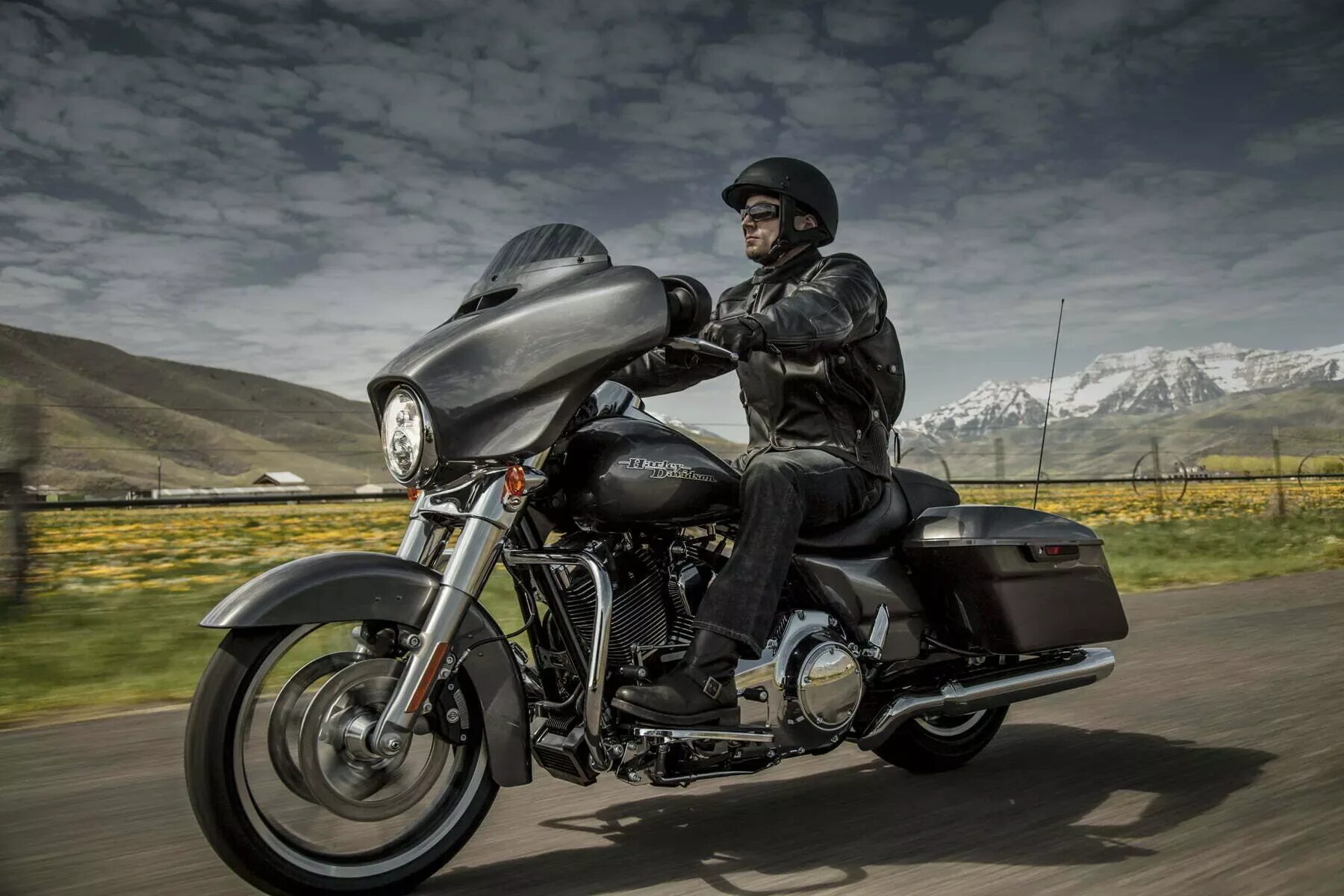 Харлей дэвидсон роад глайд. Harley davidson street glide. Harley davidson touring road glide. Harley davidson ultra limited 2021. Harley davidson touring 2020.