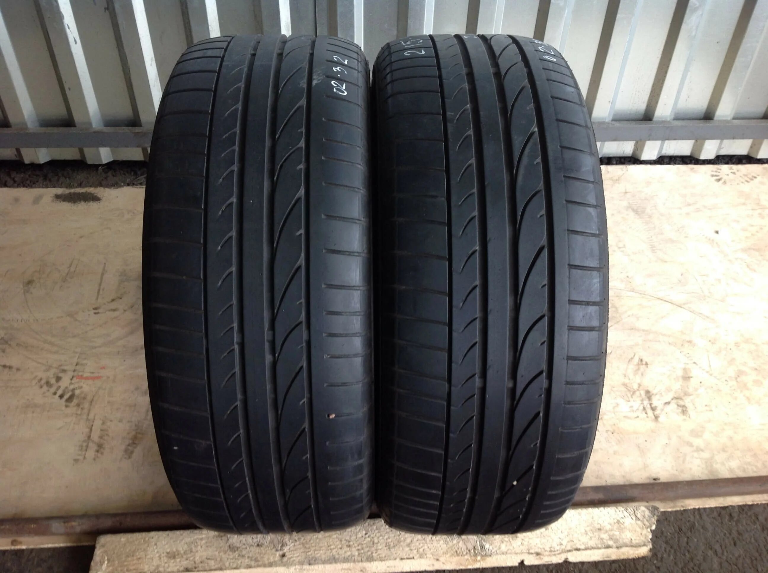 215 60 r17 в спб. Potenza re050a 215 50 r17. 215/50/17 bridgestone. bridgestone re050a. нокиан хакка блю 215/45/17.