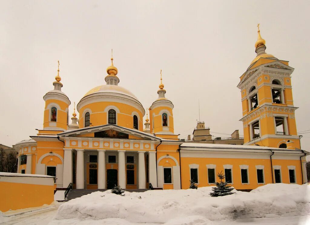 подольскам храм святой живоначальной троицы. подольск свято-троицкий собор. свято-троицкий кафедральный собор подольск. никольского храма в подольске. троицкий кафедральный собор подольск.