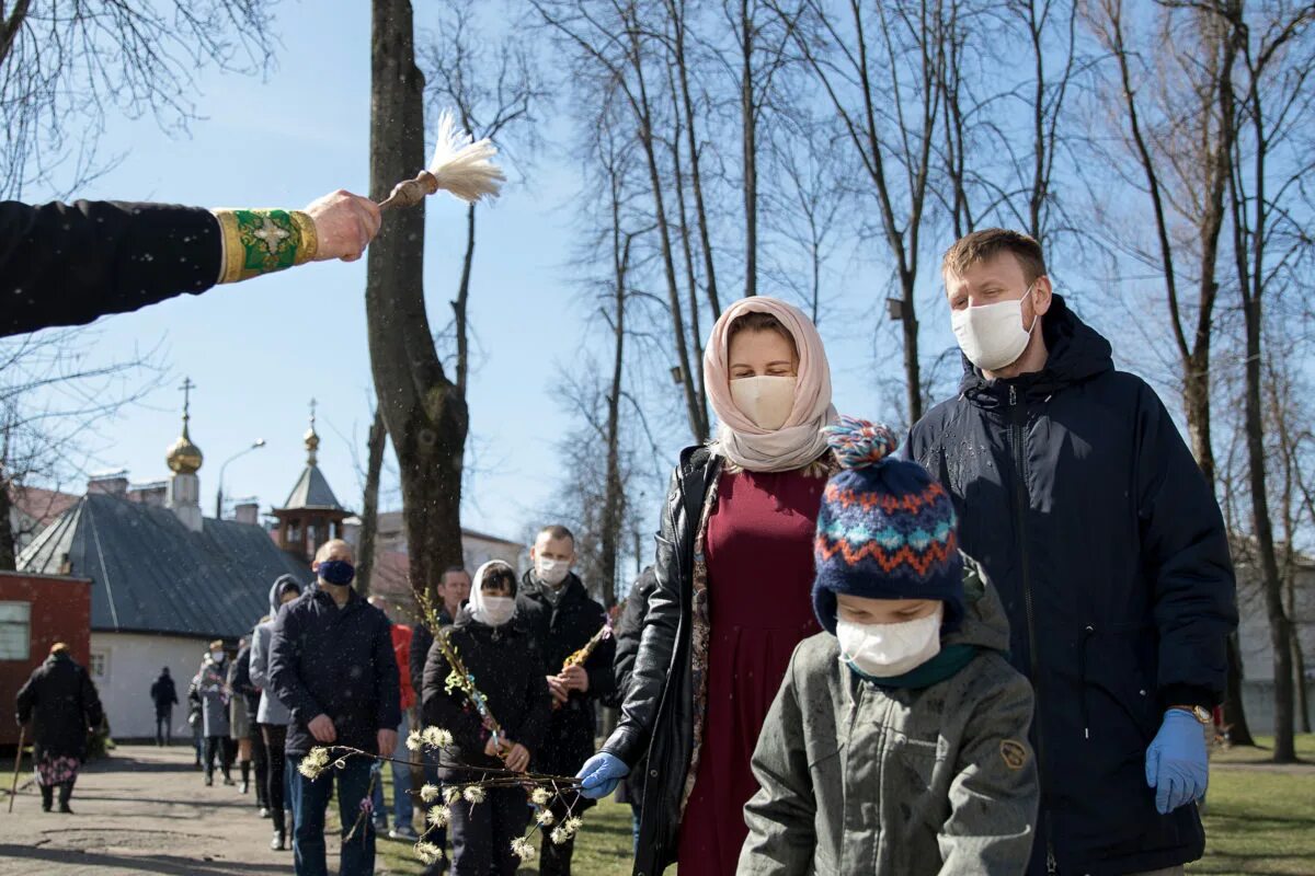 Минск Пасха. Католическая Пасха в Минске. Пасха у протестантов. Пасха у католиков и православных. Пасха у баптистов 2024