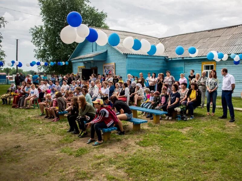 Погода в широком. Большая Саровка Колпашевского района. Поселок большая Саровка Колпашевский район. Школа в Саровке Колпашевский район. Поселок большая Саровка Томская область.