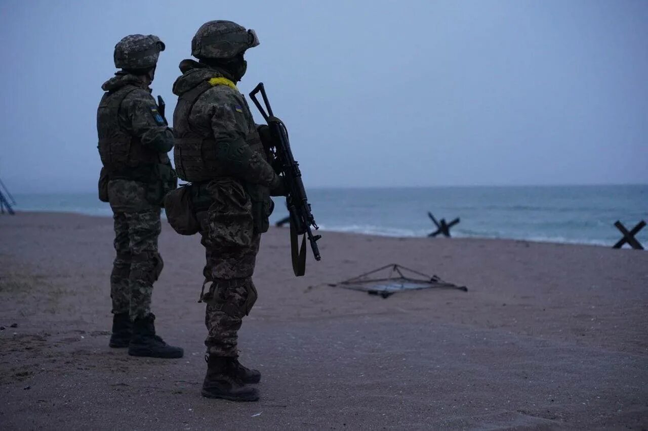 Украинский десант в крыму. Оборона одессы 2025. десант в одессе 2025. высадка морского десанта в одессе.