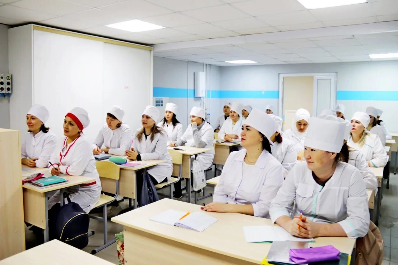 Гапоу рб уфимский медицинский колледж, уфа. Медицинское училище 13. Медицинские колледжи башкирии. Республиканский медицинский колледж. Уфимский медицинский колледж зорге 27.