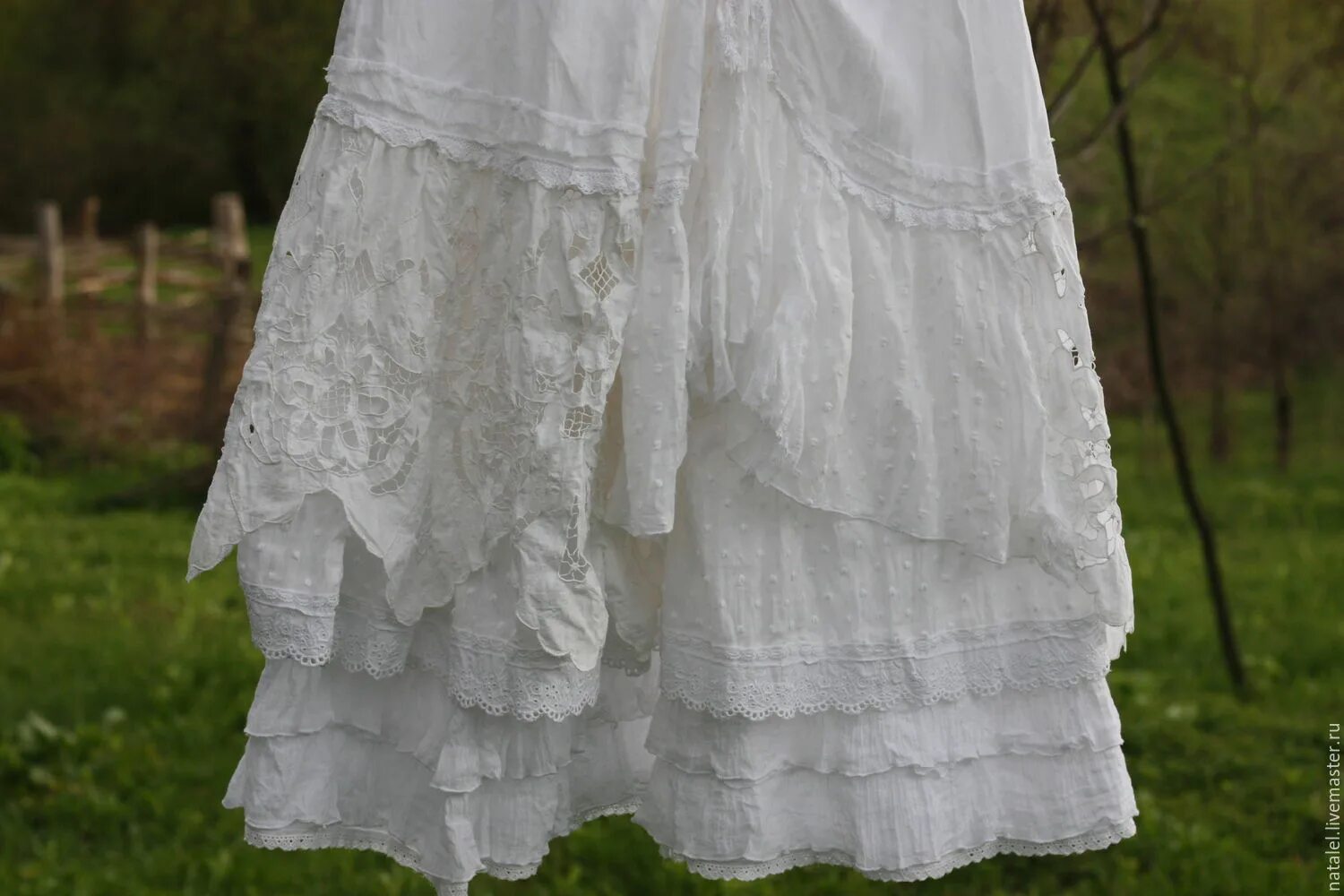 Белая юбка на резинке. Ярусная юбка с кружевом. Юбка с прошвой. Юбка с фестонами. Юбка из шитья.