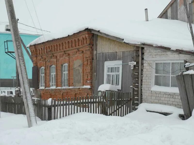 Дом в старой майне ульяновской области. Аптека Старая майна Ульяновская область. Старая майна центр. Храм в старой Майне Ульяновской области. Майна Ульяновская область Матросова 10.