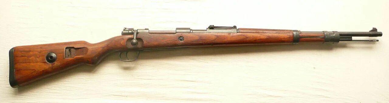 Купить б 98. Миниатюрная винтовка Mauser 98.. Мушка Маузер 98к. Макет Маузер 98к. Карабин Маузер к98 вид с заде.