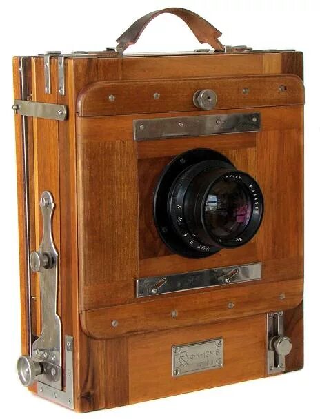 Camera 13