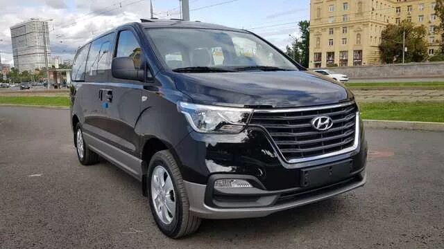 Хендай старекс полный привод купить. Хёндай Гранд Старекс 4х4. Hyundai Grand Starex 2019. Hyundai Grand Starex 4wd 2019. Grand Starex 4wd 2021.