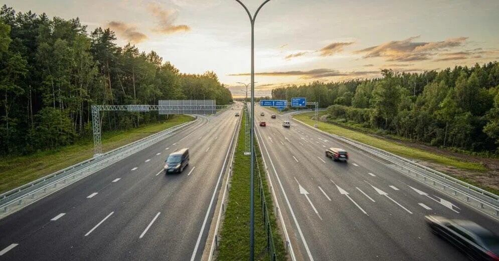Дороги латвии. Автомагистраль. скоростная дорога. скоростная автомагистраль. латвия дороги.