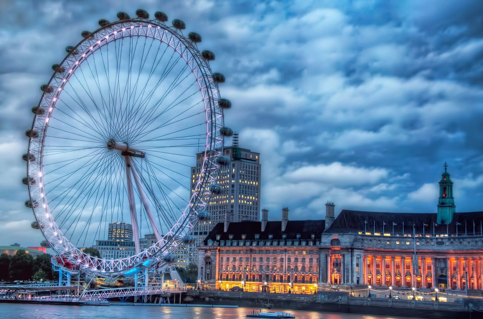 Обложка тетради лондон. Дом оскара уайльда в лондоне. London 34. London 34. Оскар уайльд жилье.