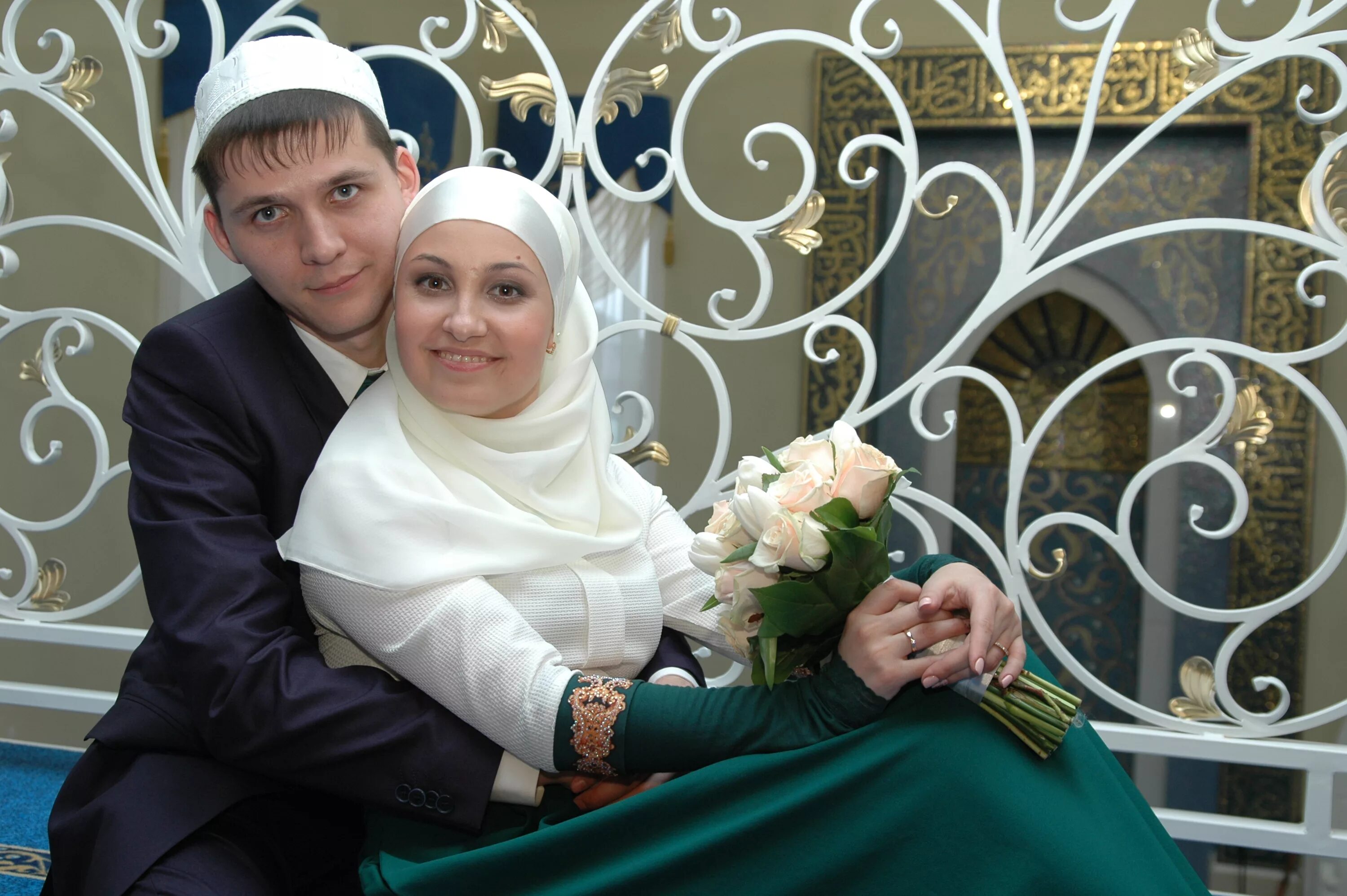 Татарская невеста никаха. Платье на никах. Мусульманские платья на никах. Традиционная мусульманская свадьба. Ли православному никах